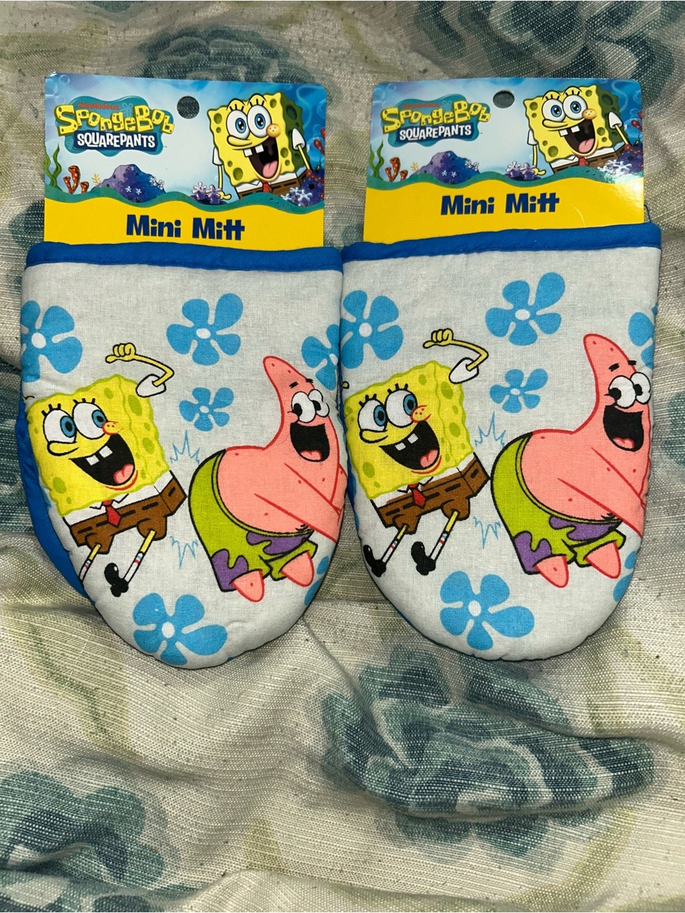 SpongeBob SquarePants Oven Mitts
